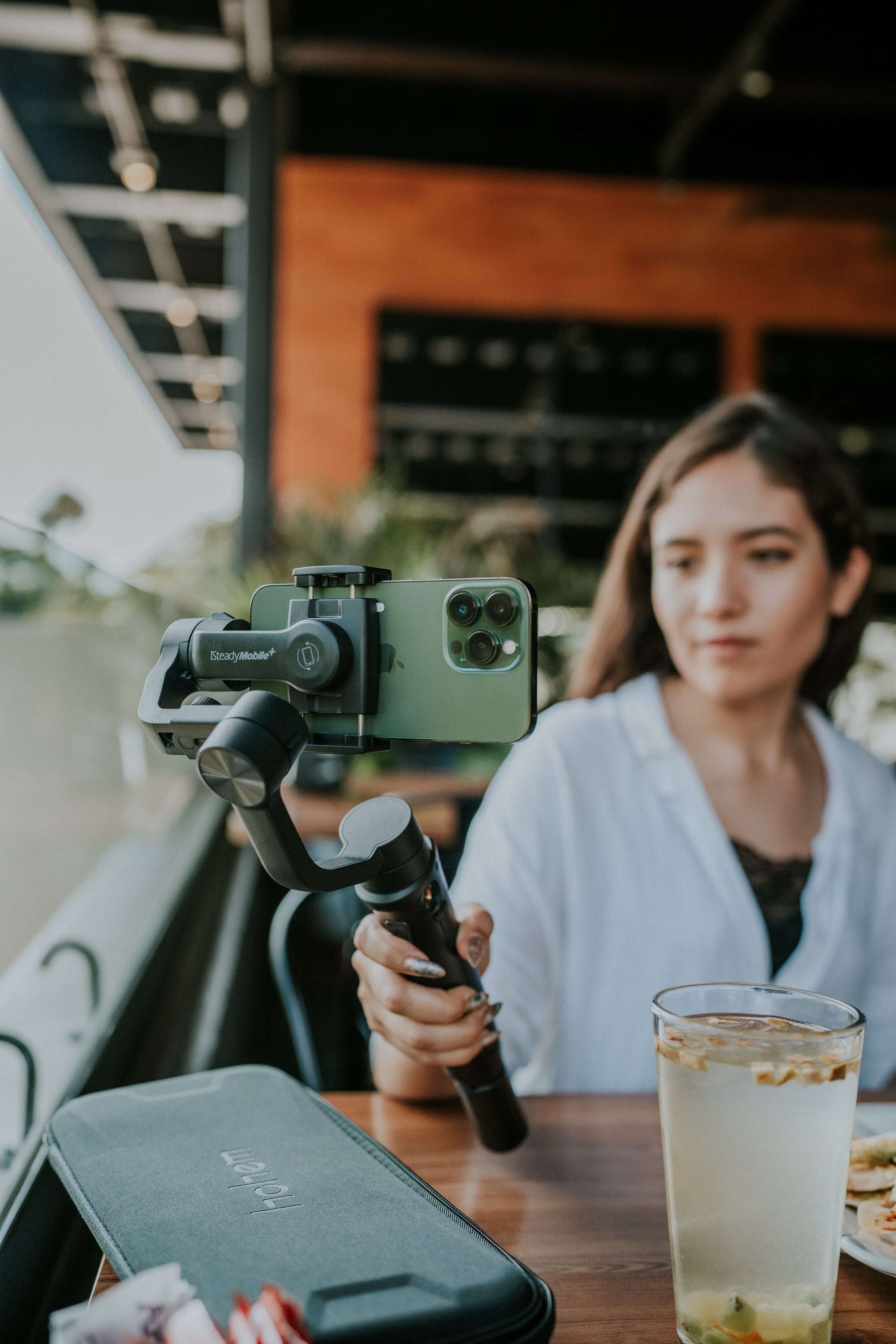 best gimbal for vlogging