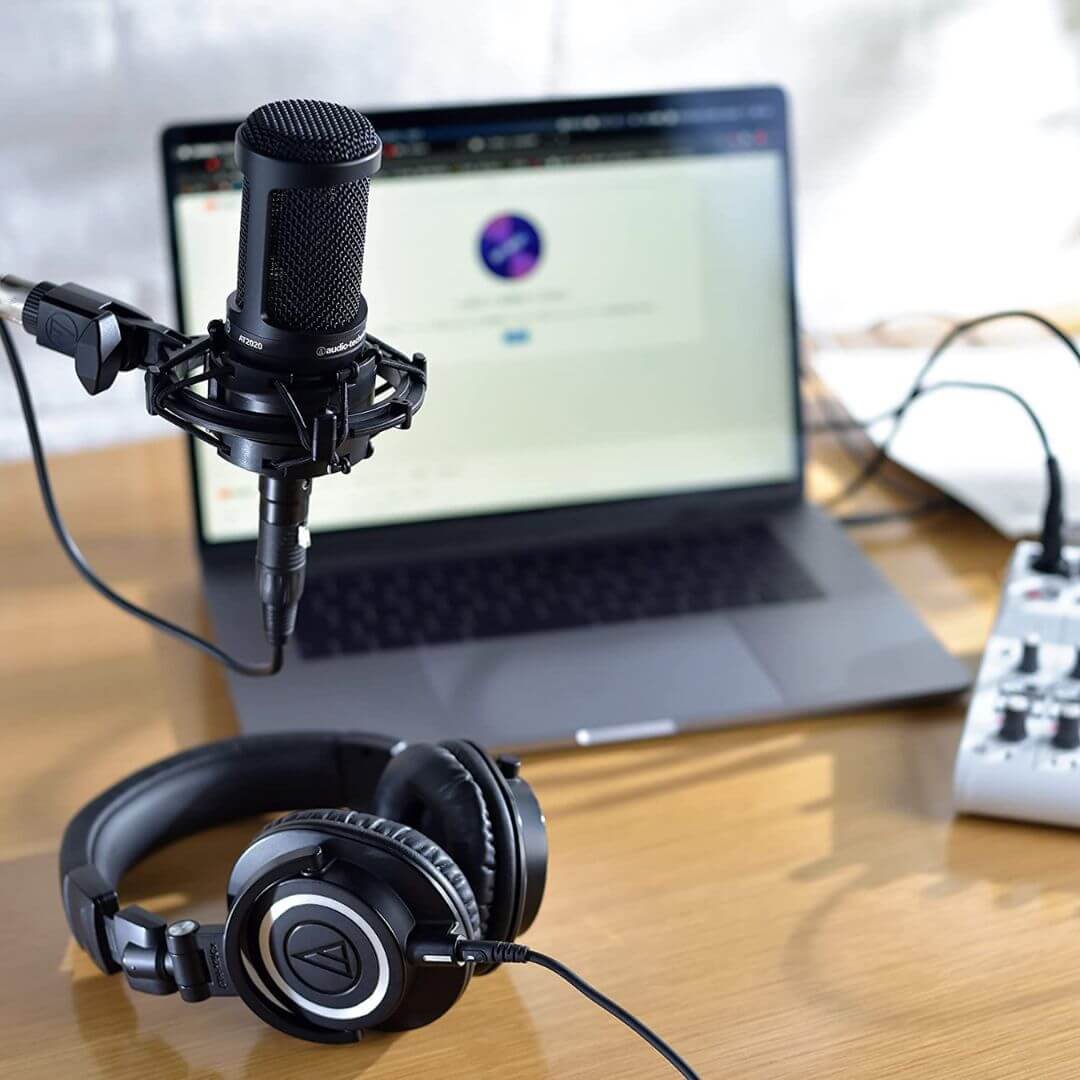 best podcast equipment for beginners