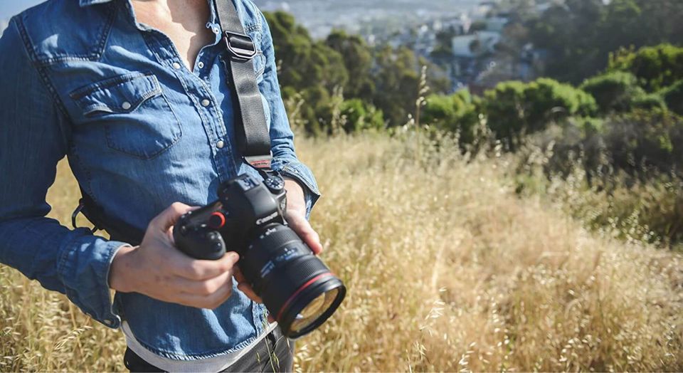 best camera strap for hiking